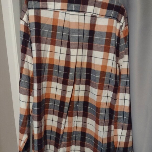 Roundtree and Yorke Portuguese flannel new with tags long sleeve button down shi - Picture 2 of 4